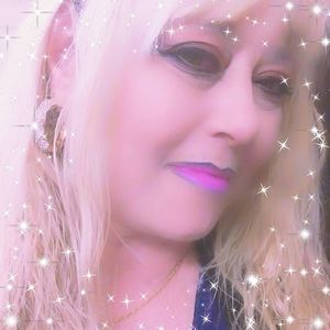 Meet your Posher, Shelley